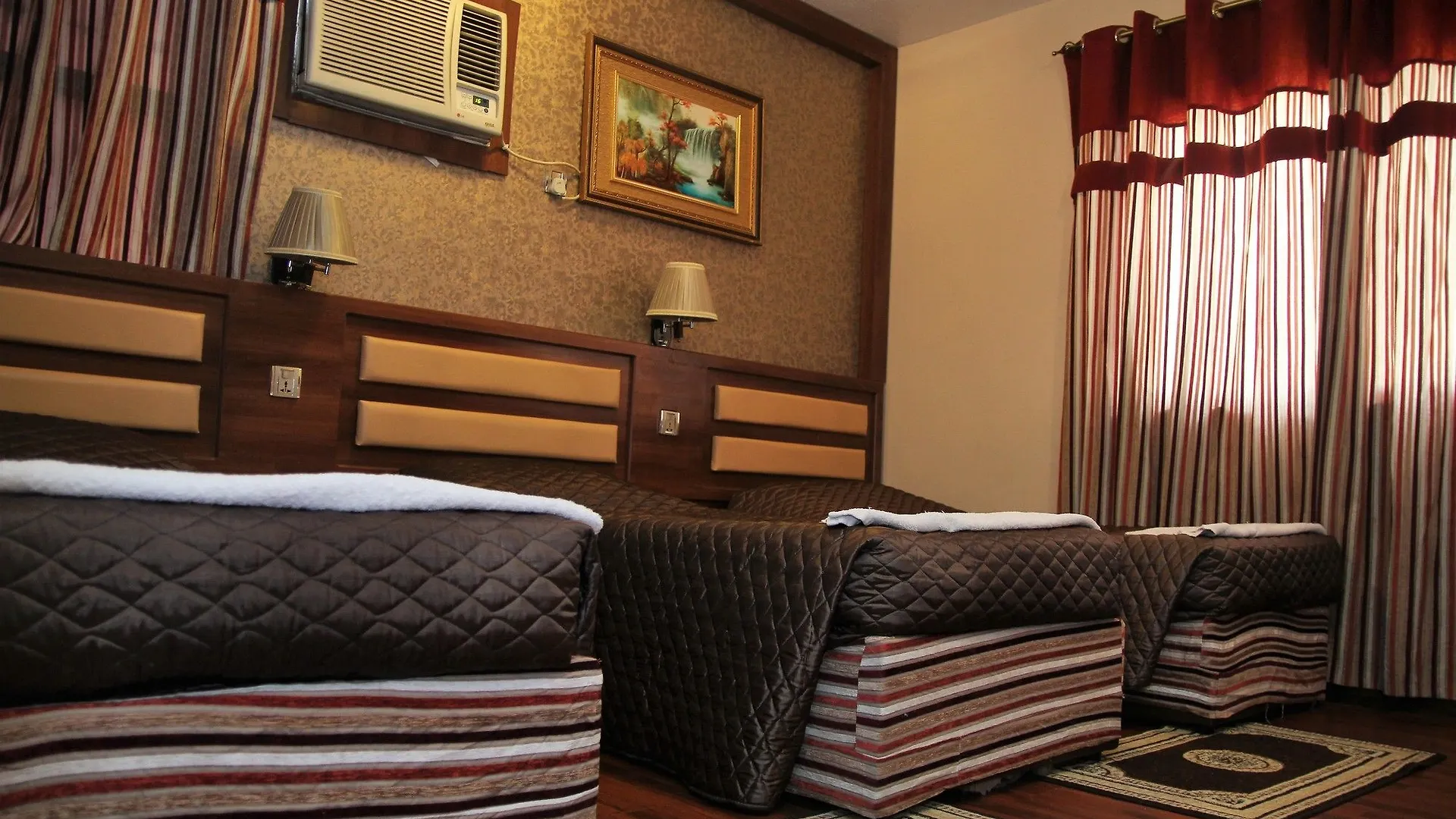 Downtown Hotel Dubai 0*,  Vereinigte Arabische Emirate